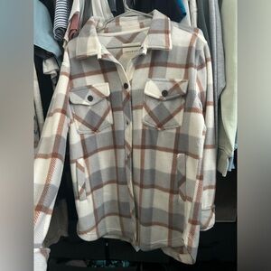 Shacket
thread and supply
medium